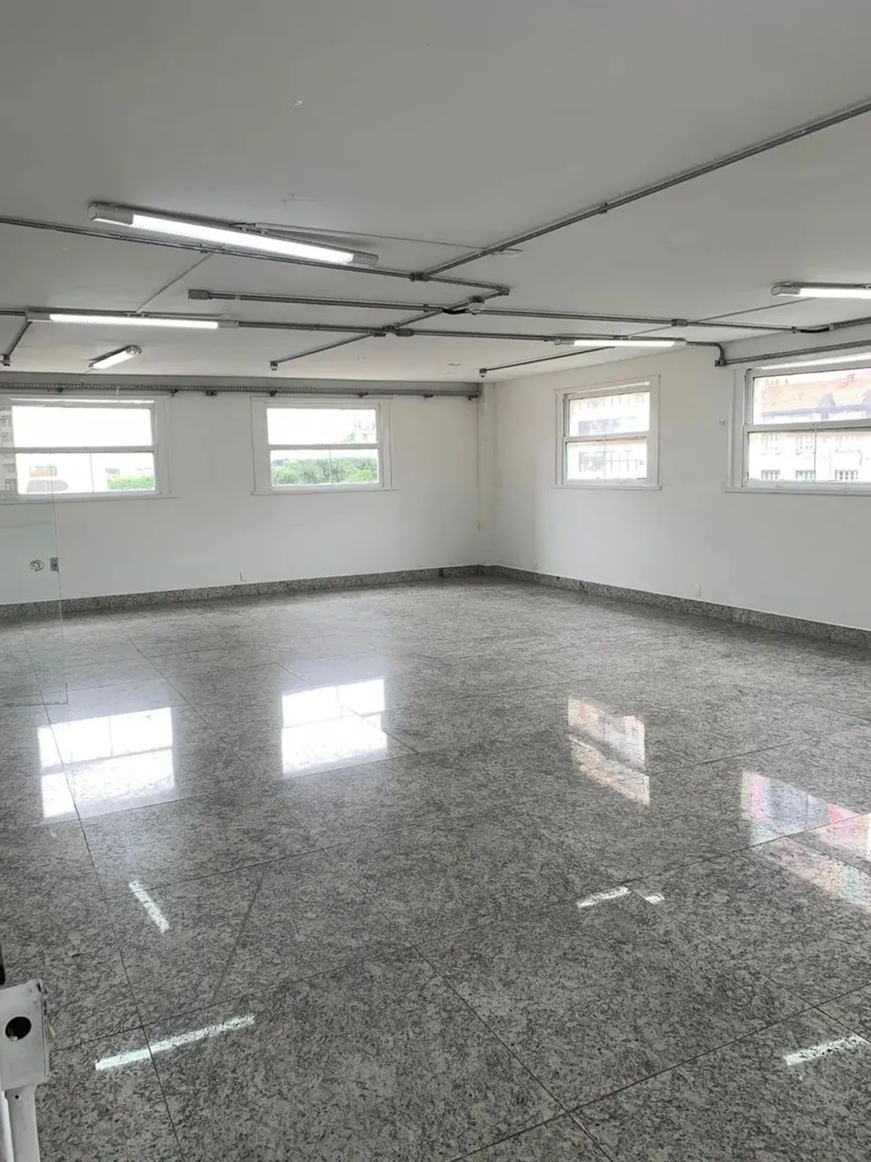 Sala/Conjunto para aluguel possui 1000 metros quadrados em Centro - Belo Horizonte - Minas - Foto 5