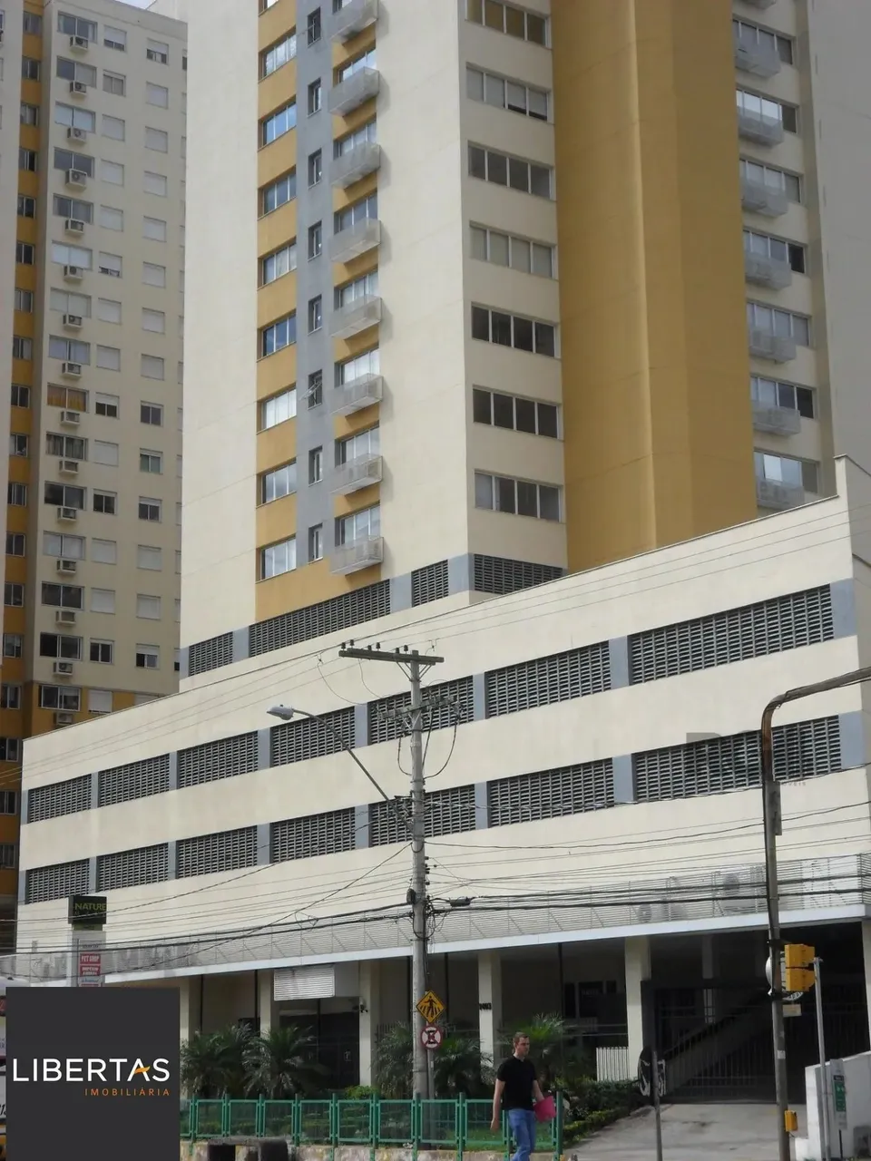 Sala Comercial em Partenon