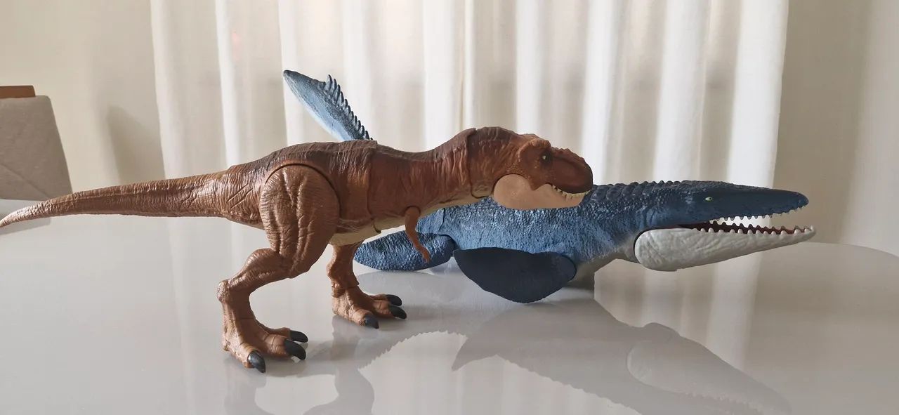 Dinossauros Imaginext grandes Mosassauro e T-Rex Brinquedos e
