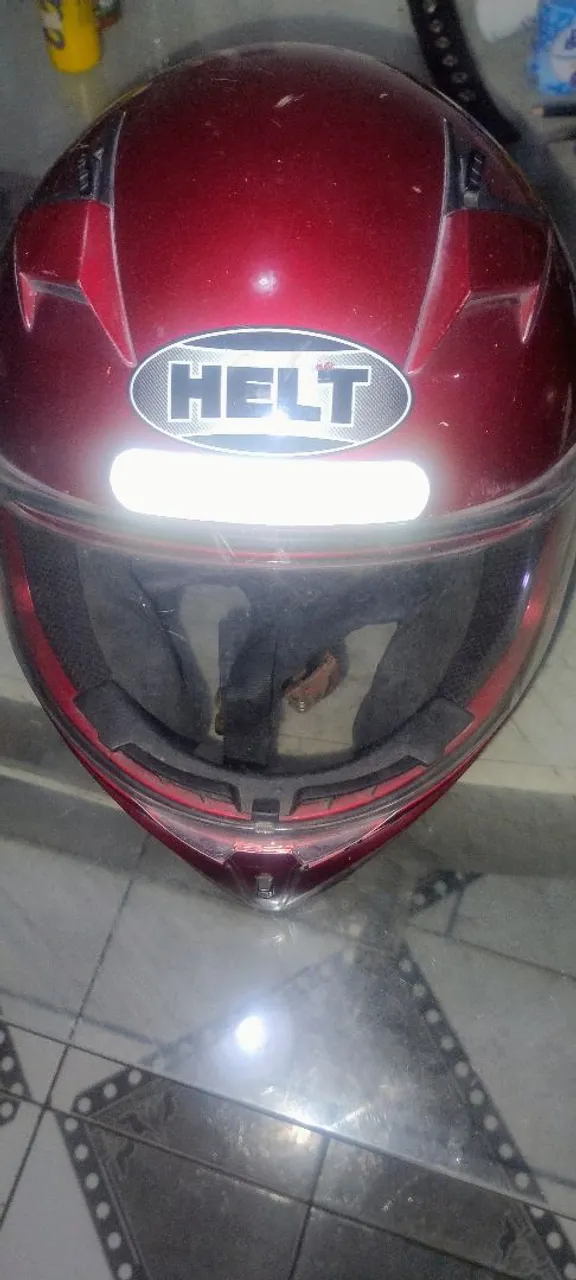 Capacete HELT vermelho