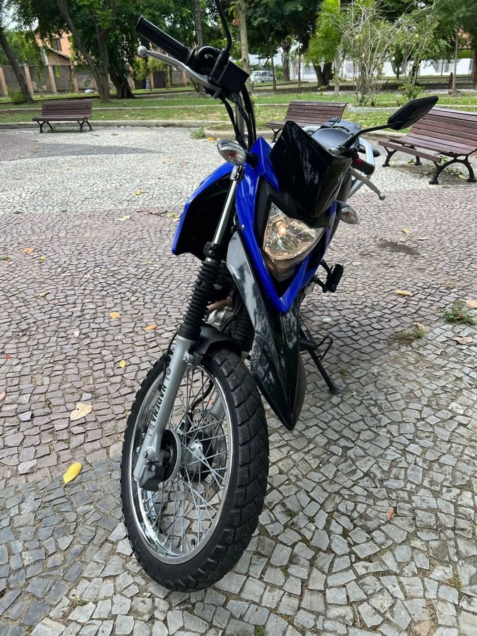 VENDO MOTO YAMAHA CROSSER 2022.