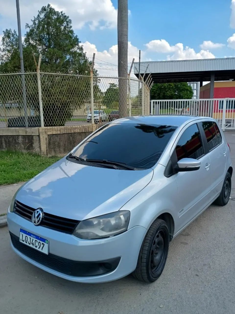 Volkswagen Fox Trend 1.0 2013 muito conservado. - Foto 2