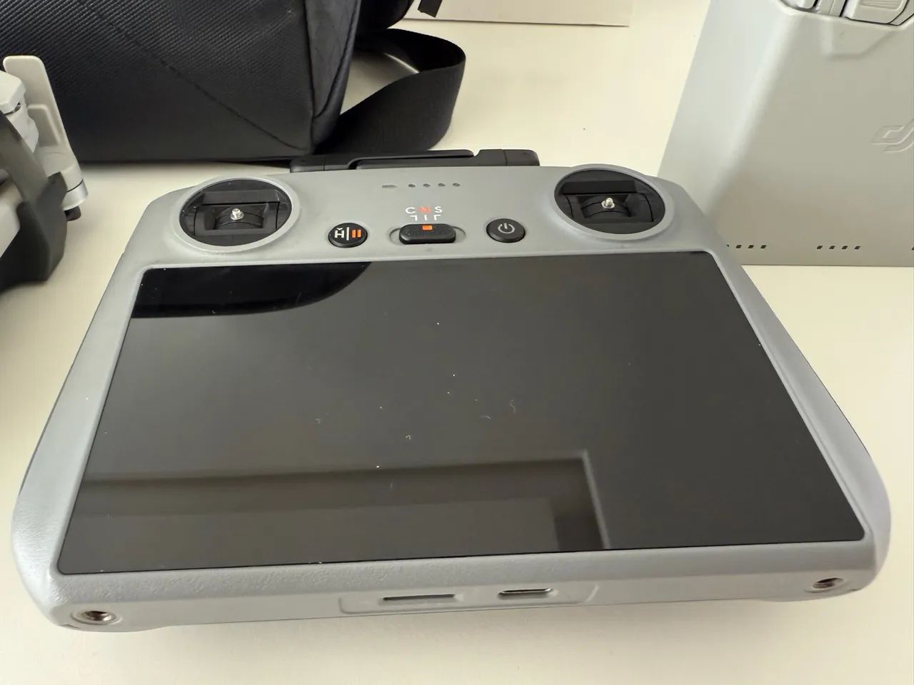 Drone DJI Mini 4 PRO con kit FLY MORE PLUS - Foto 2