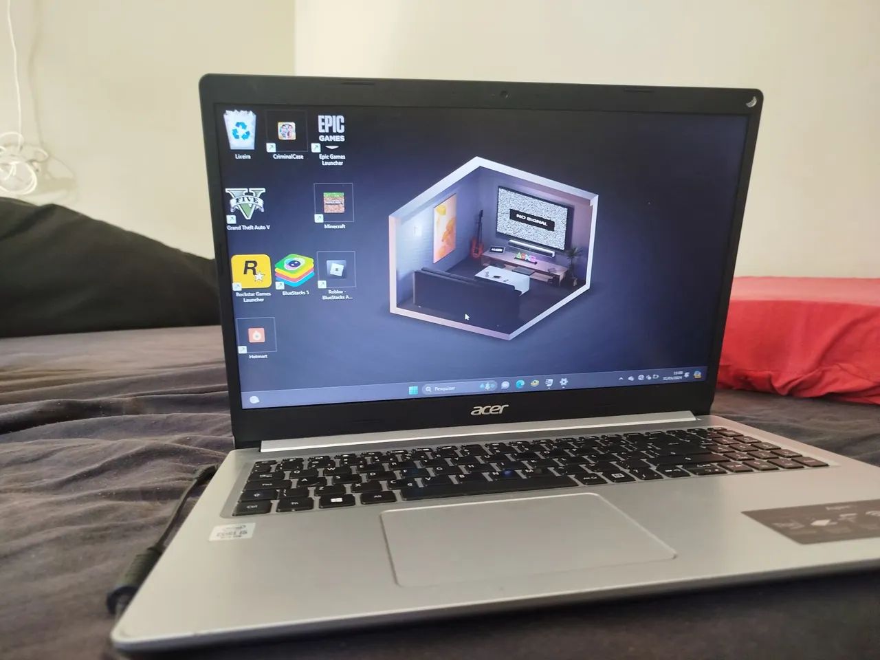 Vendo notebook Acer Aspire i5. em bom estado, ideal para estudar, trabalhar, jogar