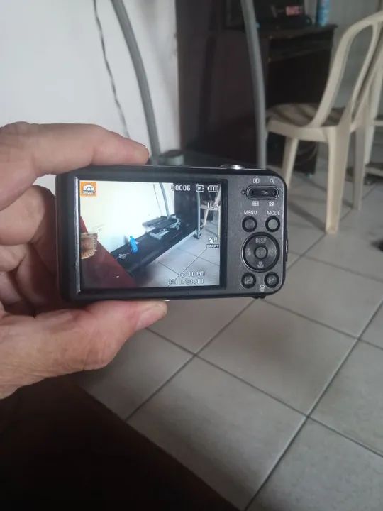 Câmera Digital Samsung Zoom 5x Lens 14.2 mp . Completa - Foto 2