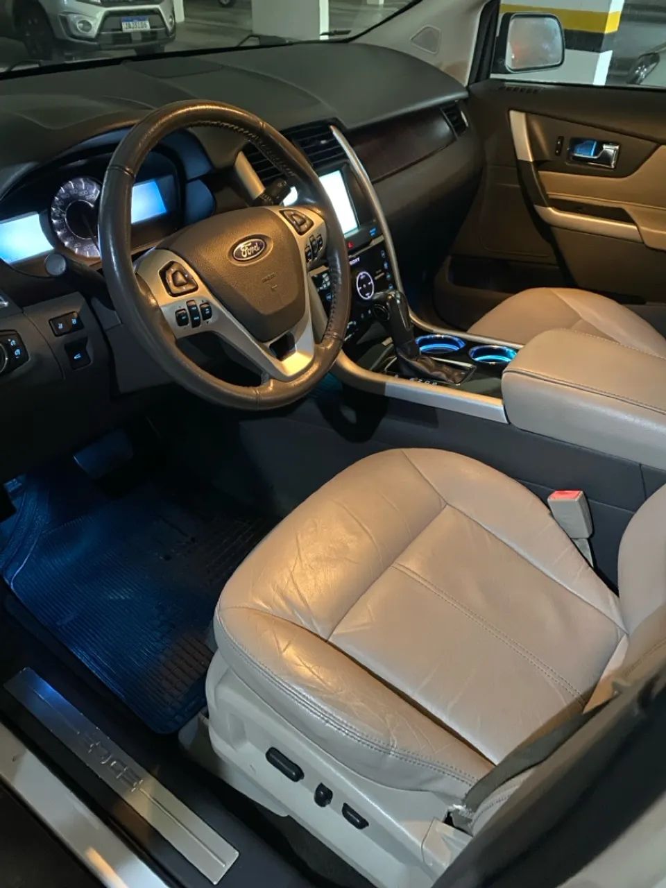 Ford EDGE LIMITED AWD - Foto 5