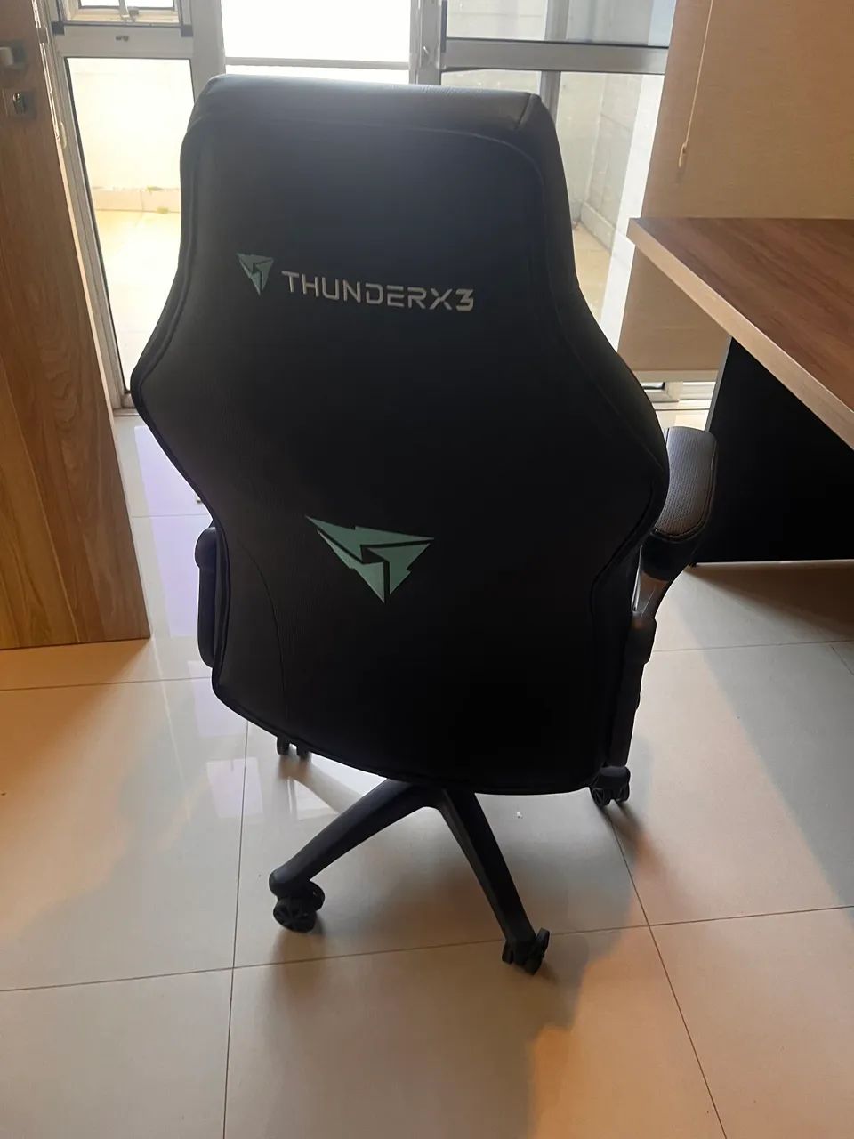Cadeira Gamer ThunderX3 - Conforto e Estilo! - Foto 3