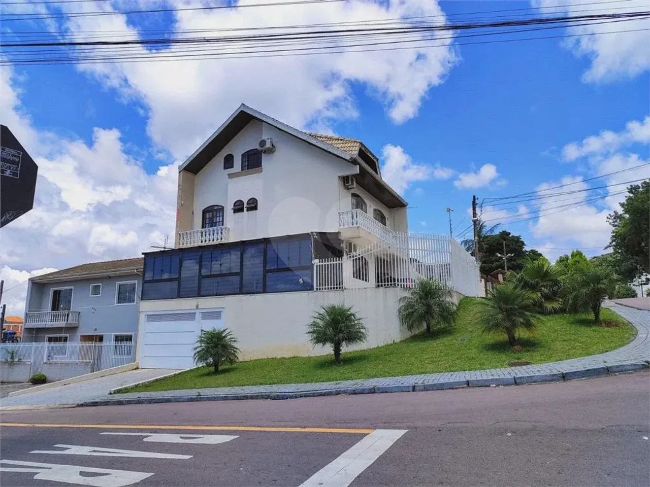 Sobrado para venda com 315 metros quadrados com 4 quartos em Bairro Alto - Curitiba - PR