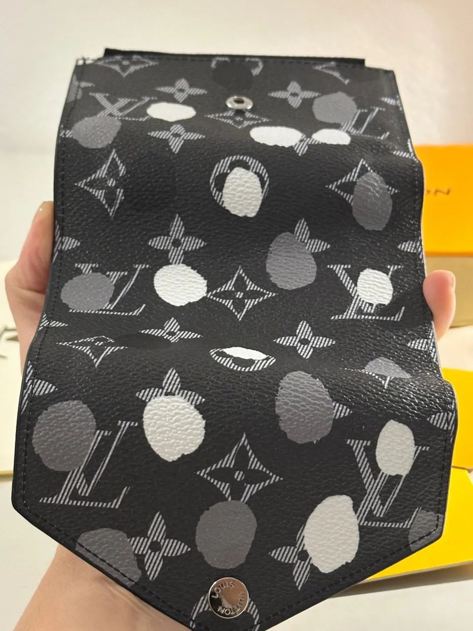 Carteira Louis Vuitton Monogram Dots - Foto 3