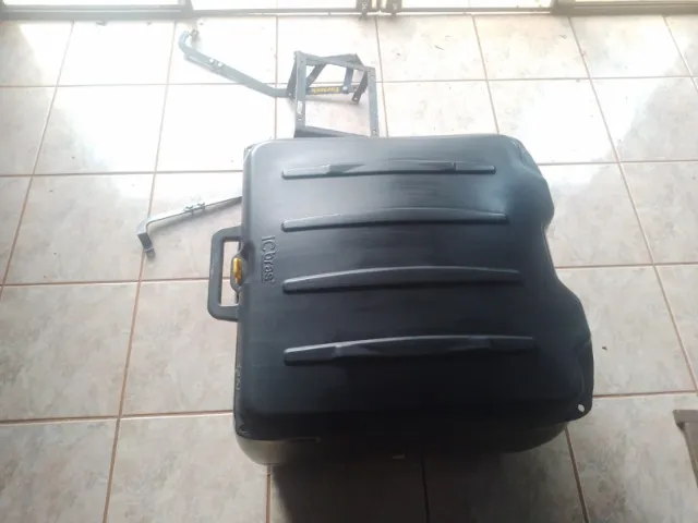 Baú Moto 140 Litro + Soporte + Farol Milha