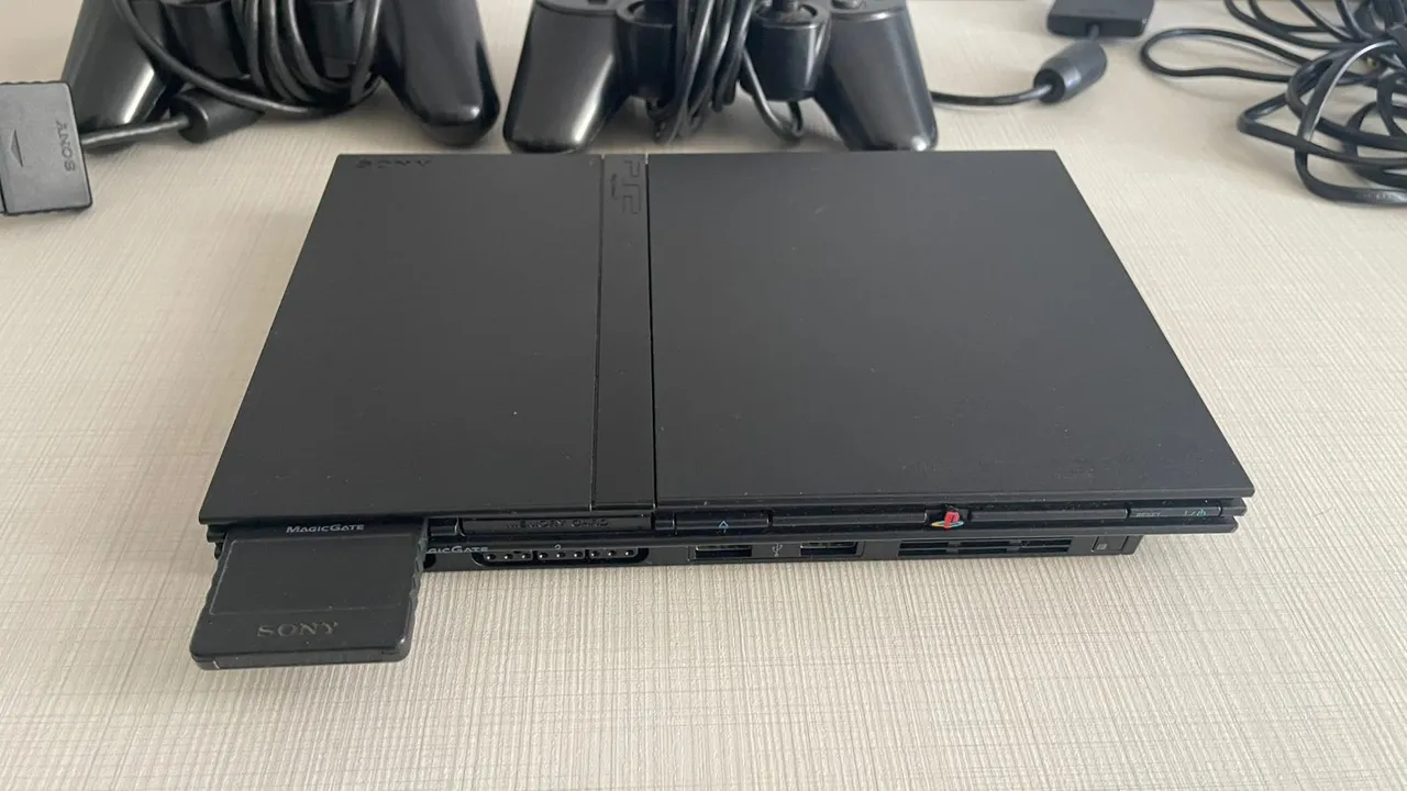 Playstation 2 Slim - Console de Vídeo Game
