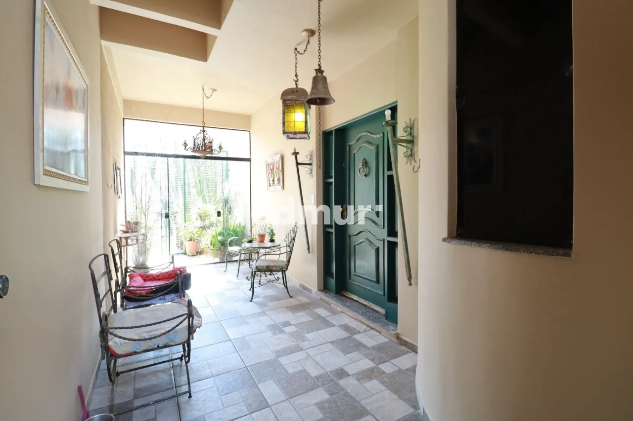 SOBRADO para ALUGUEL com 364m² no bairro Vila Assunção com 4 quartos e 0 vagas. Santo Andr