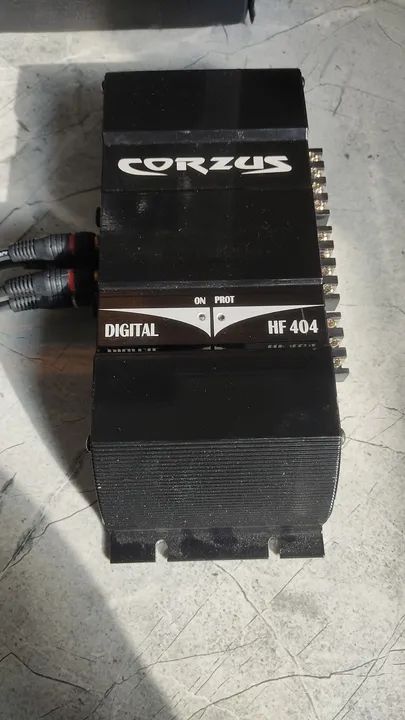Som Auto - Caixa Selada + Amplificadores Hurricane e Corzus - Foto 3