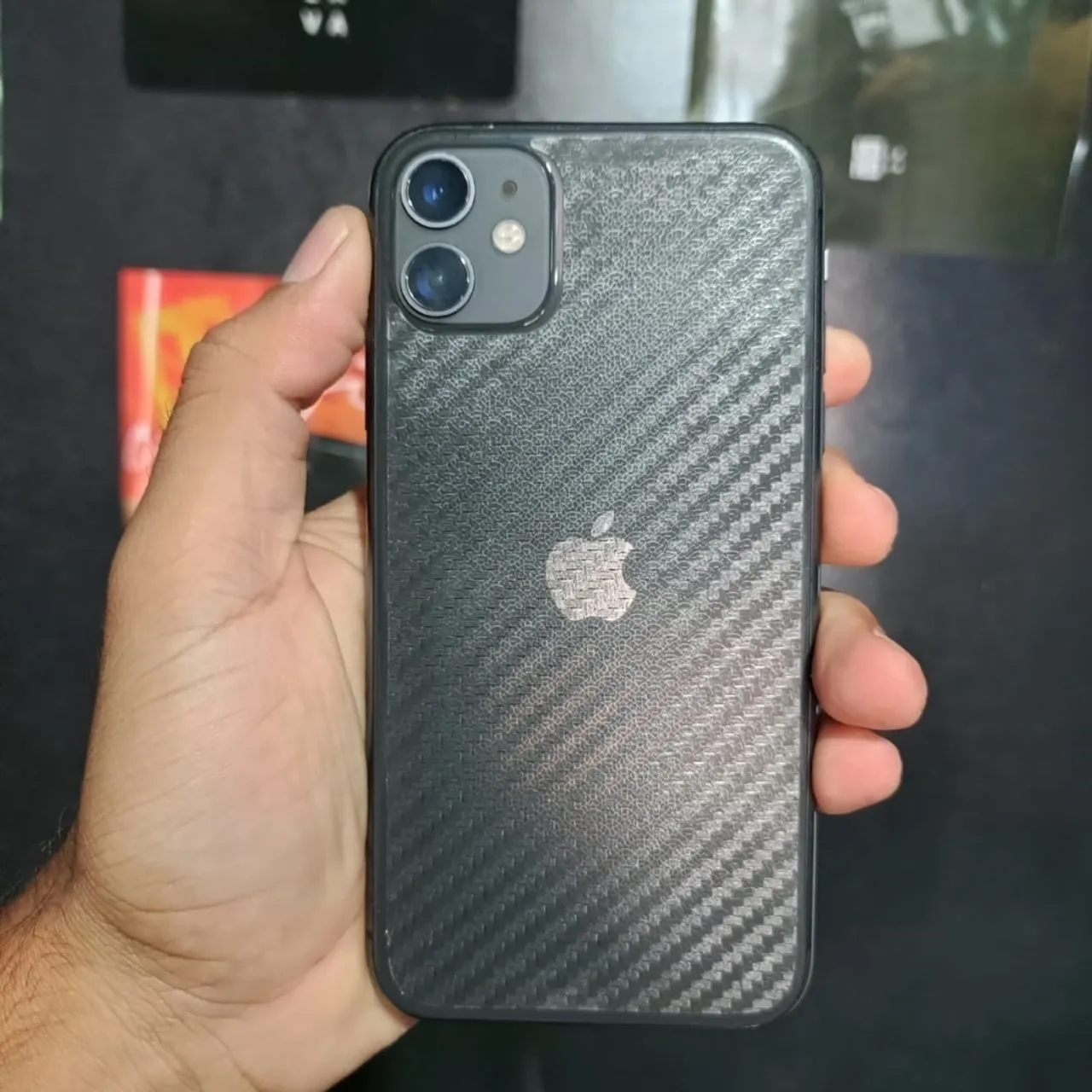 iPhone 11 64