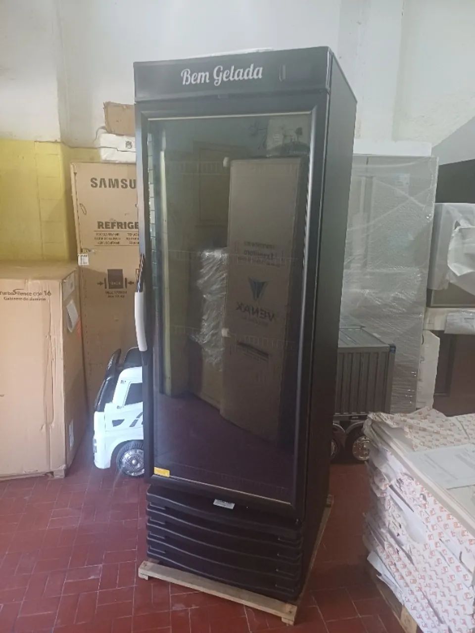 CERVEJEIRA EXPOSITORA VENAX (GELAMAIS) 550.LTS.