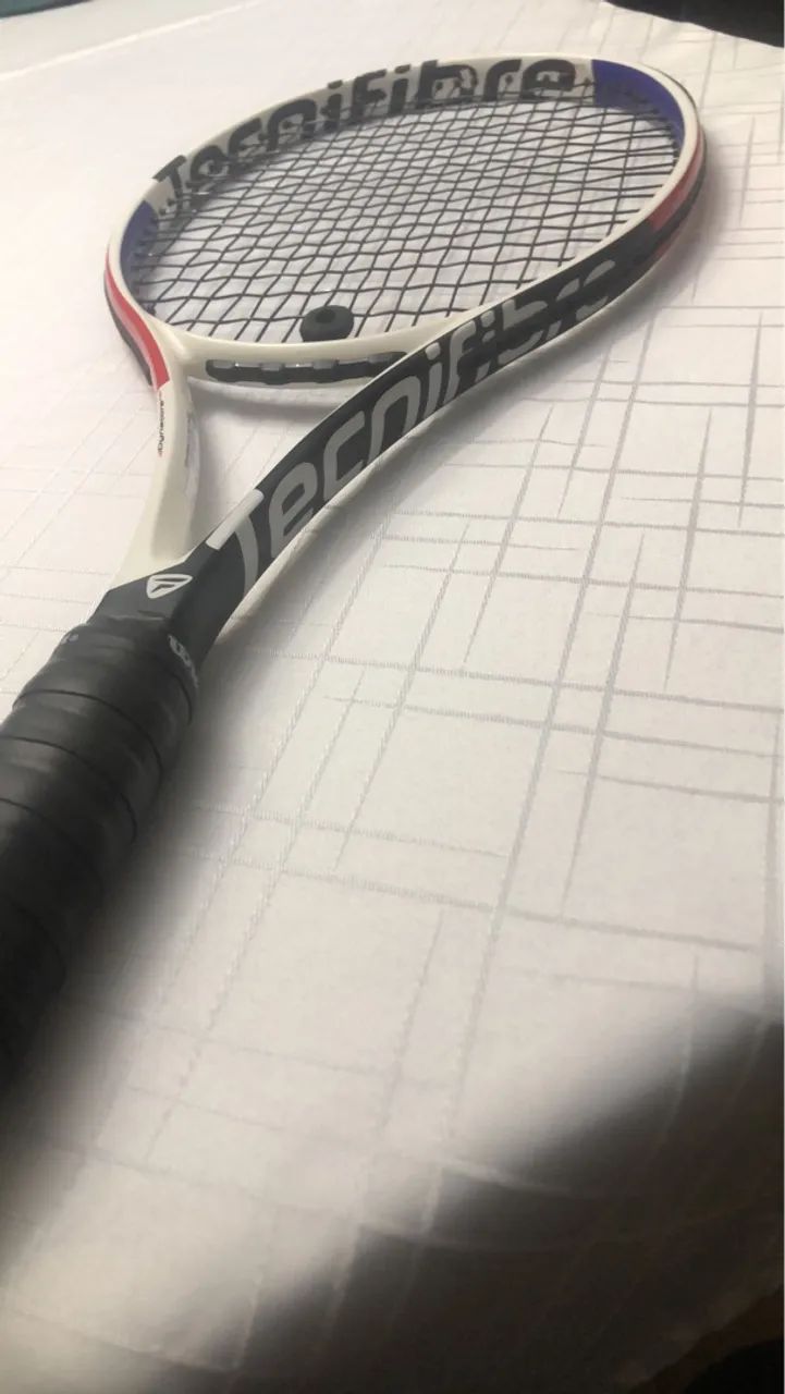 Raquete de tênis Tecnifibre TFIGHT 305 - Foto 4