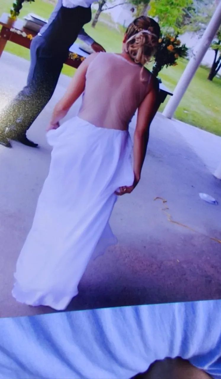 Vestido de noiva (usado uma única vez) 