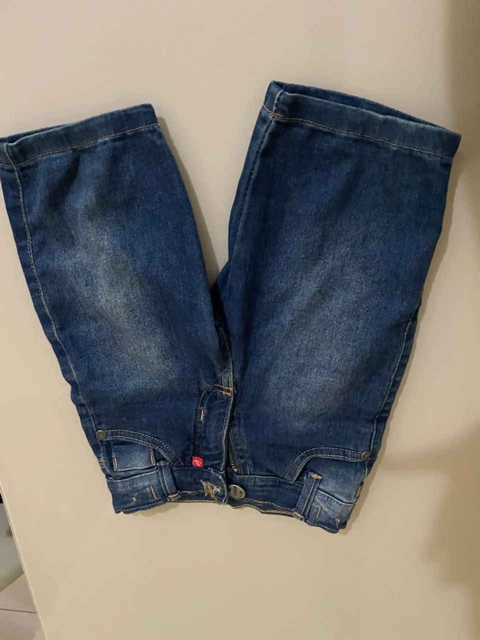Lotes de Shorts Jeans Infantis TAM 4 anos  - Foto 4
