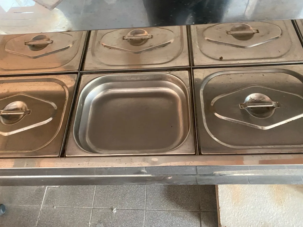 Buffet auto serviço Ibet 2500 watts, 220 volts super novo