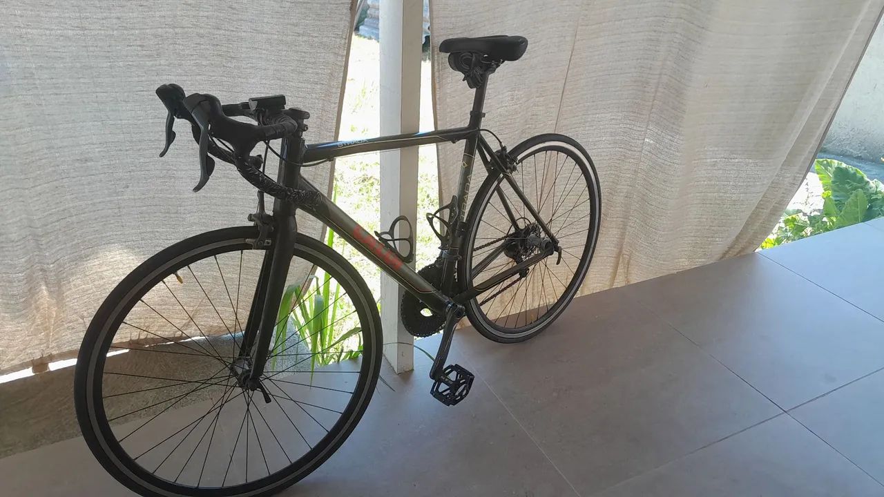 Bicicleta speed Caloi Strada