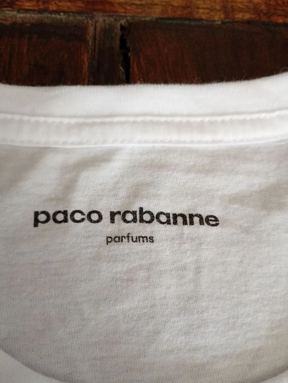 Camiseta  Paco Rabanne M  excelente  - Foto 3