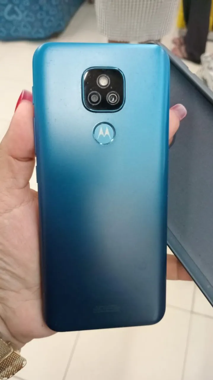 Lindo celular moto e 7 plus 64giga+cabo de carregamento