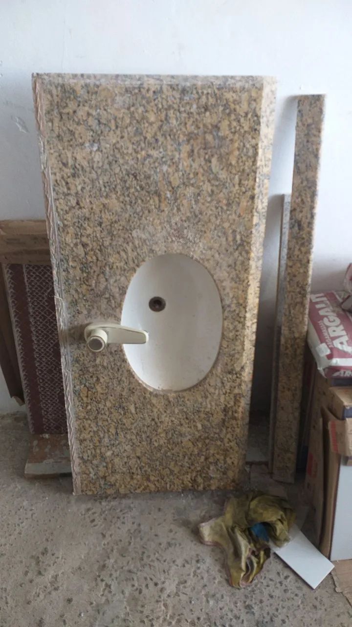 Vendo pia para banheiro 1.20x0.53 bem conservada