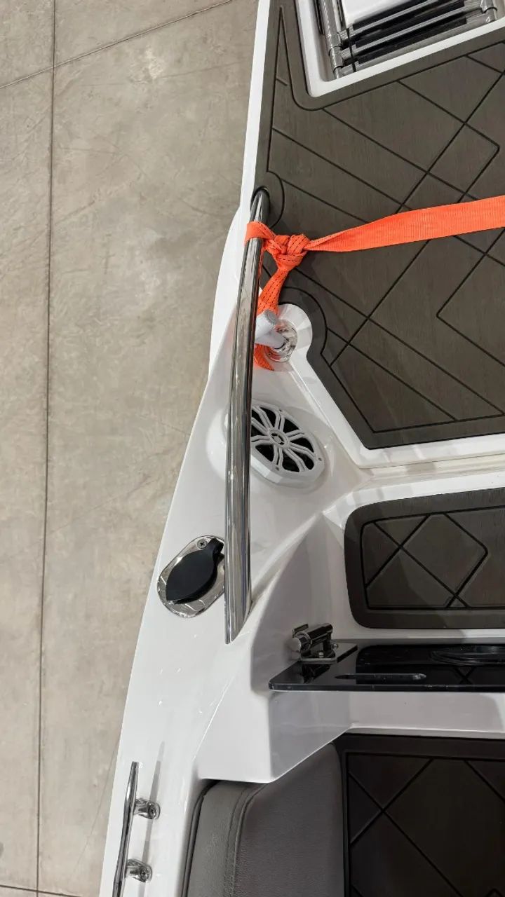 Ventura 205 Pouquíssimas horas de uso  - Foto 2