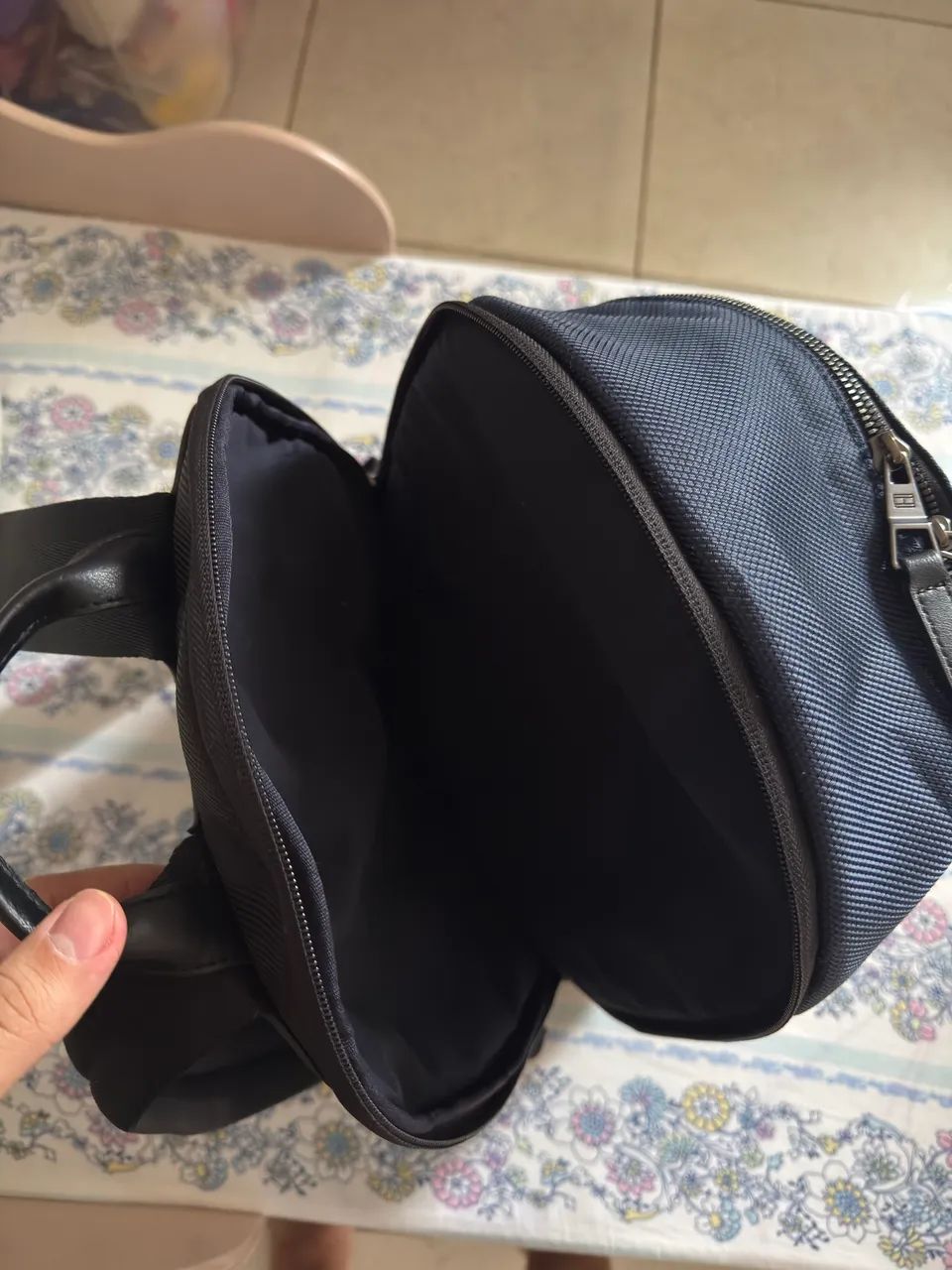 Bolsa unisex Tommy Hilfiger - Foto 3