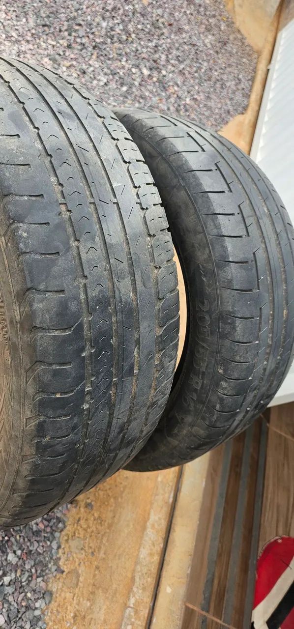 Pneu aro 16 com 35% de borracha 