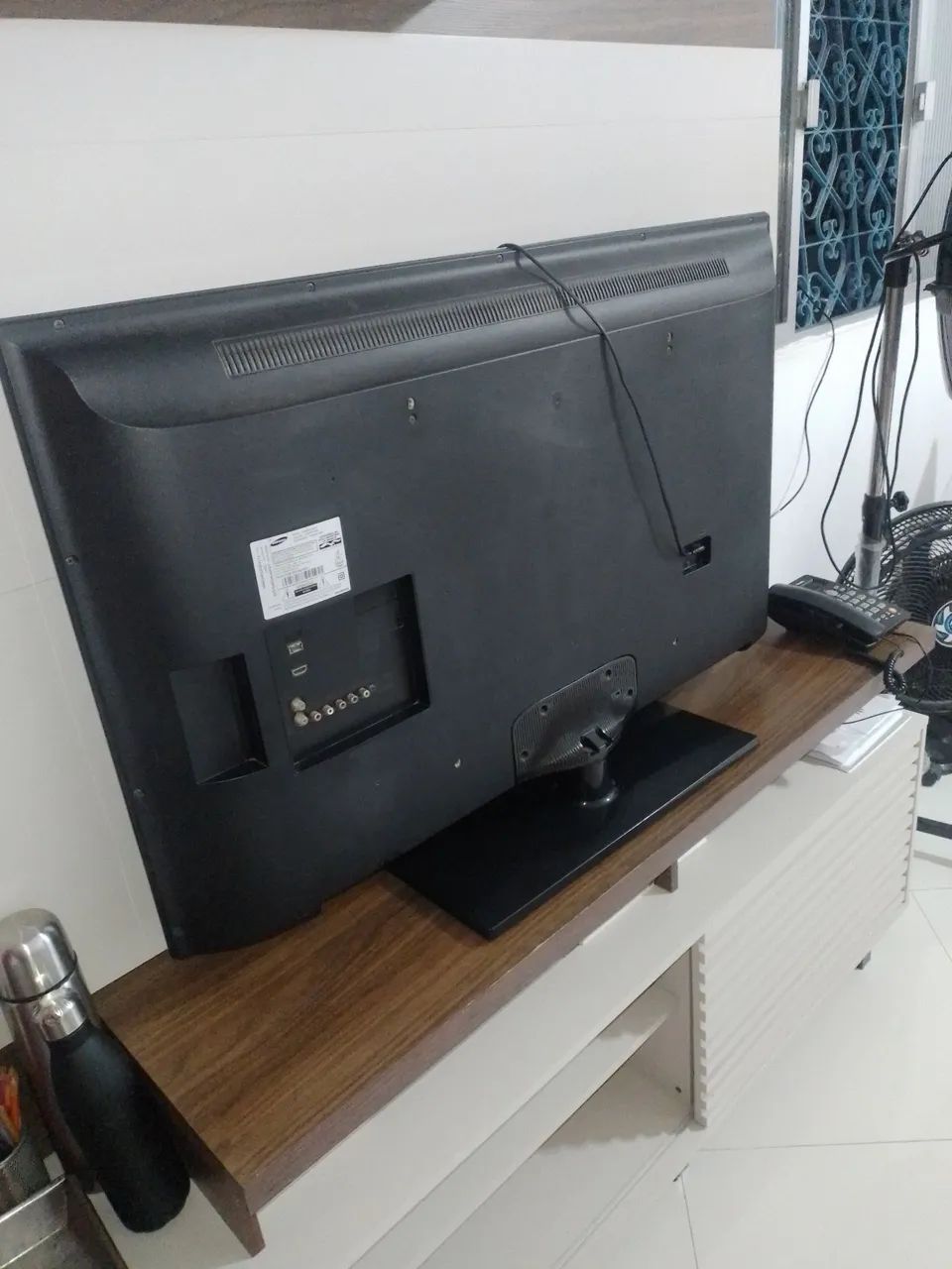 TV LCD COM DEFECT.64396662749443123