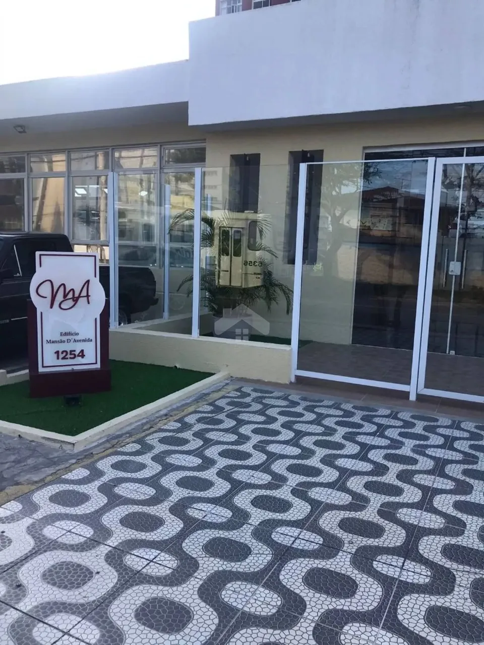 Apartamento reformado, moveis planejados no Bairro Suíssa/ Aracaju-Se