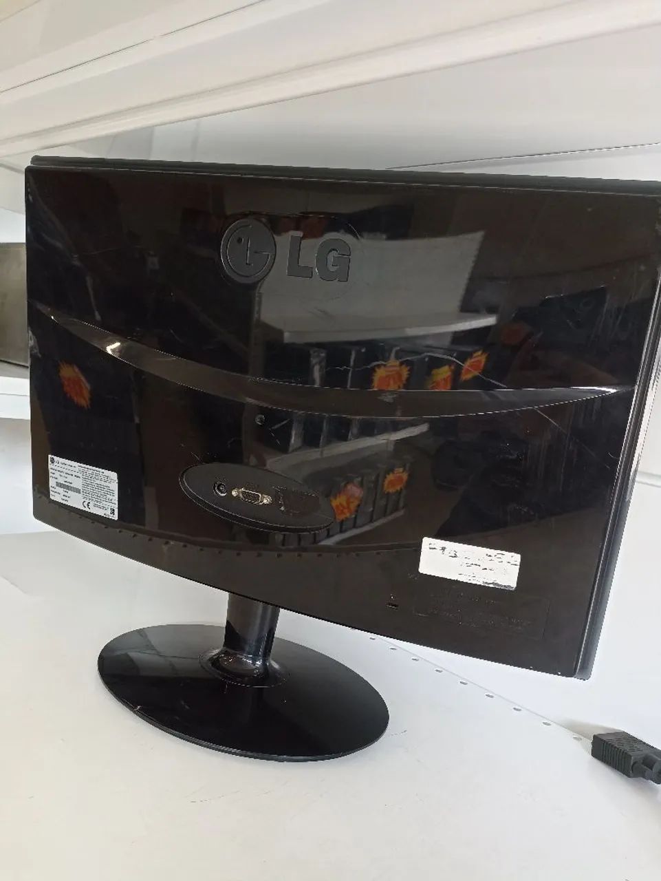 Monitor LG Flatron 19" Polegadas com Pixel Conforme Fotos. Acompanha Fonte Original LG  - Foto 4