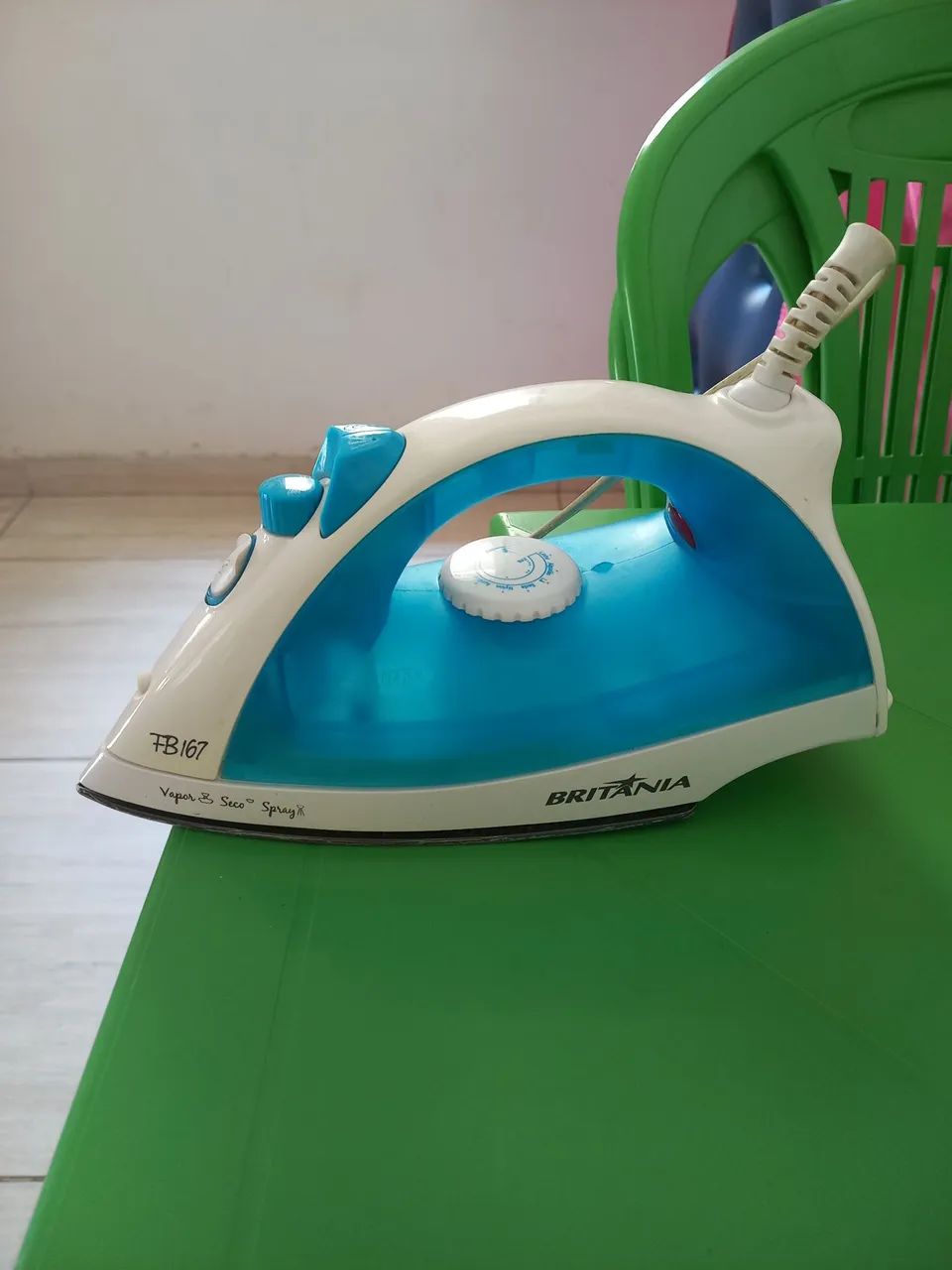 Ferro de Passar Arno e Britânia - Foto 3