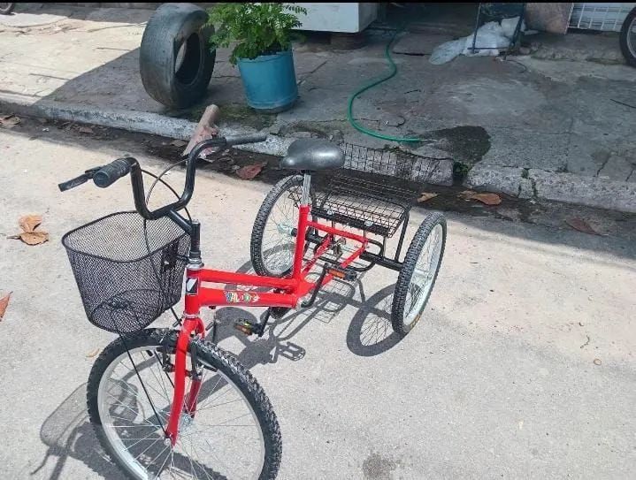 Bicicleta  - Foto 2