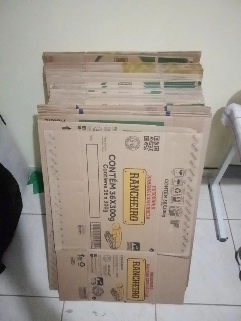 Caixas preço 3 reais