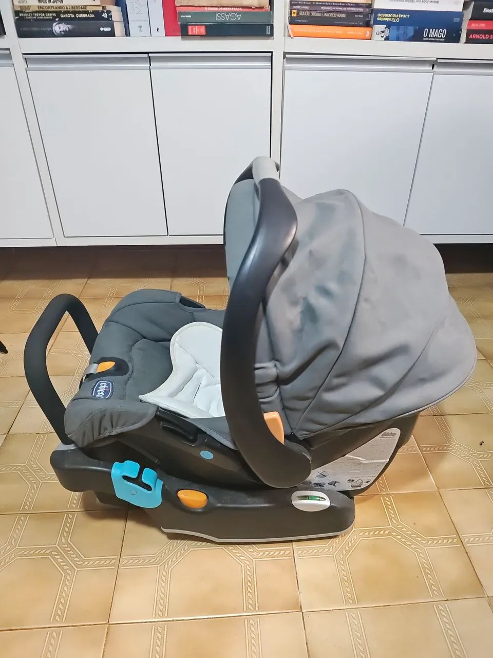 Vendo Bebê Conforto Chicco Keyfit  - Foto 5