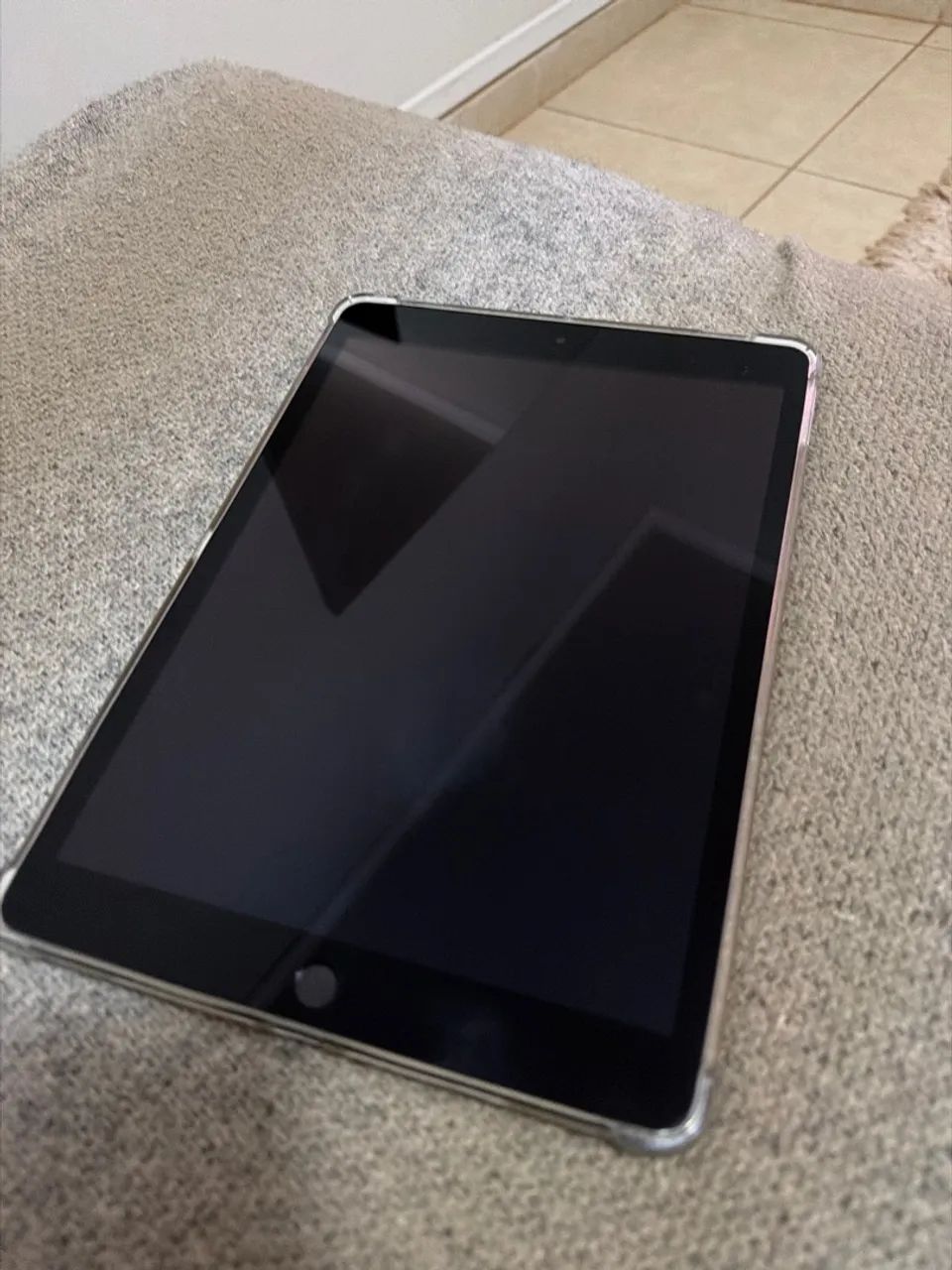 iPad 9   Cinza 64 gigas  - Foto 2