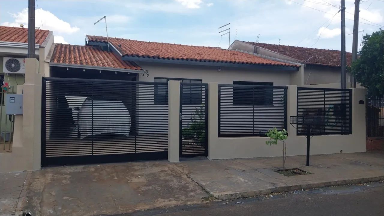 Foto - Rolândia - Conjunto Habitacional Santiago