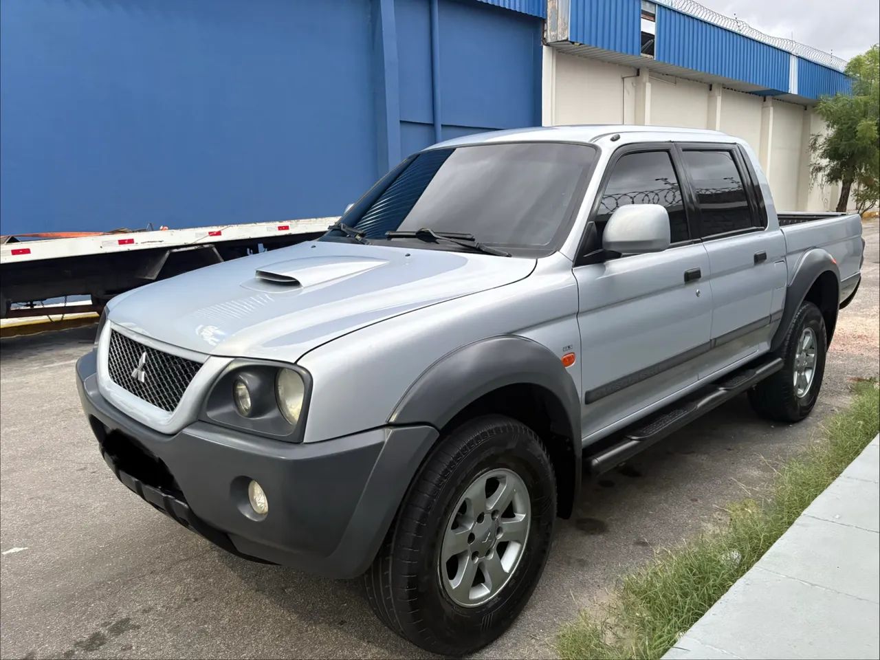 Mitsubishi L200 2011