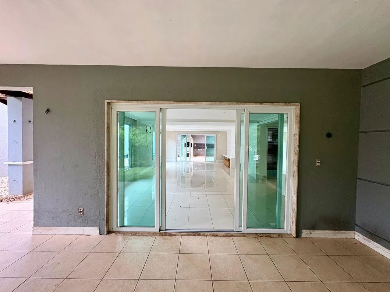 Casa com 297m² nas Dunas - Condomínio Villaggio Dunas - Foto 3