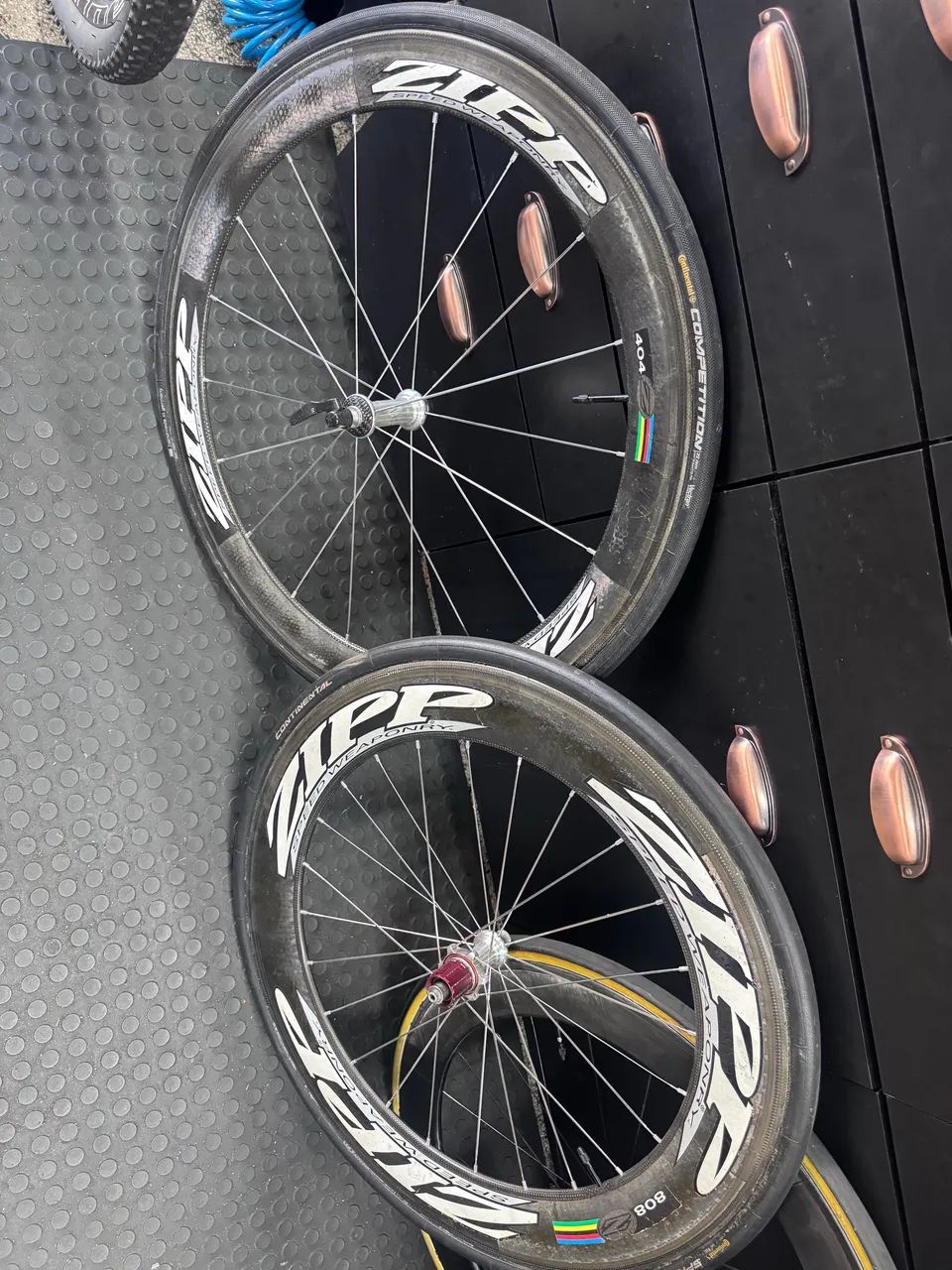 Roda Zipp Carbono 808 - Foto 2