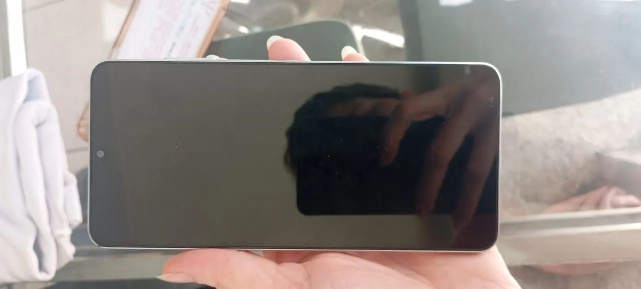 Vendo celular Samsung A06 - Foto 5