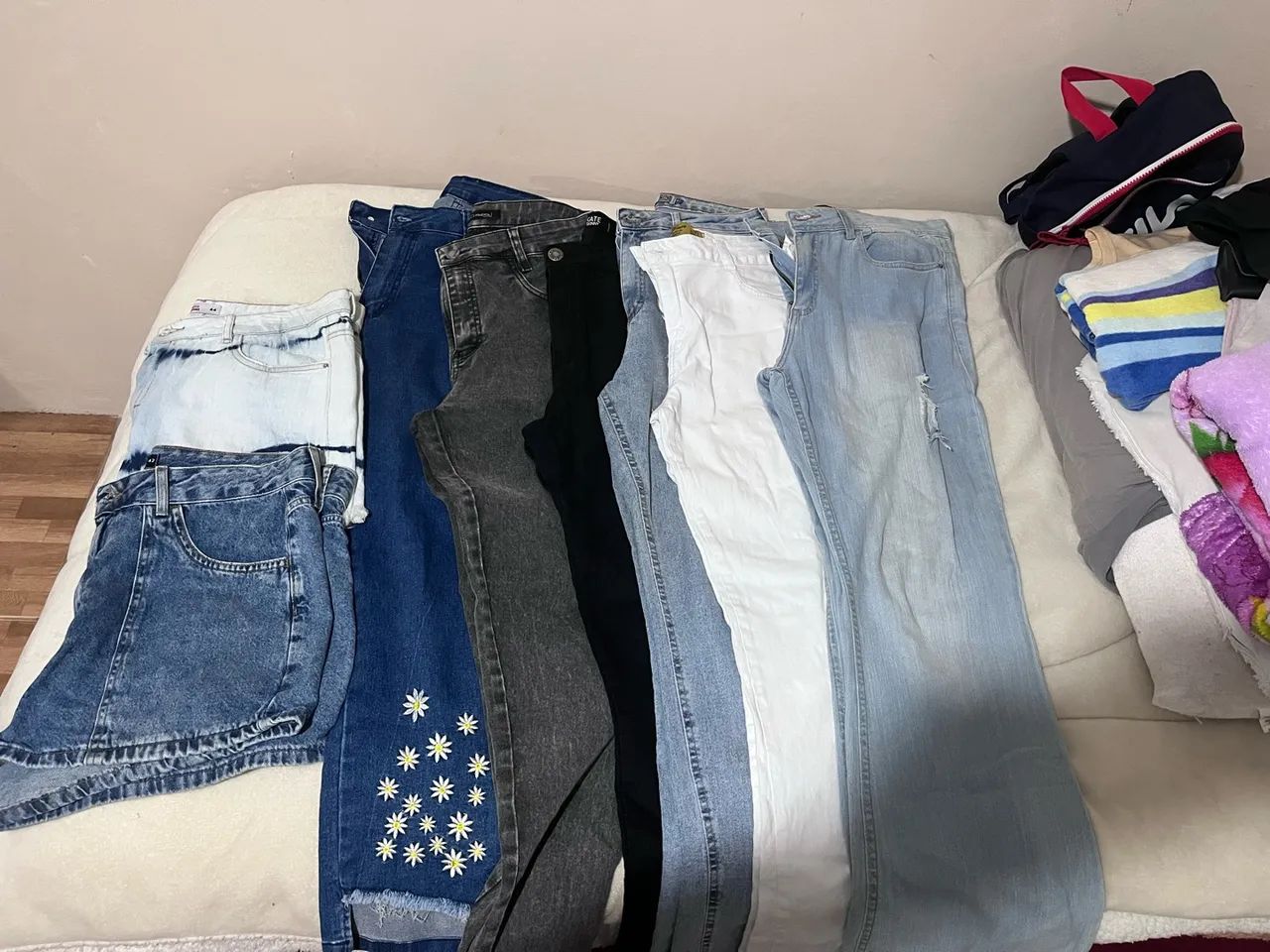 LOTE DE CALÇA JEANS - Foto 2