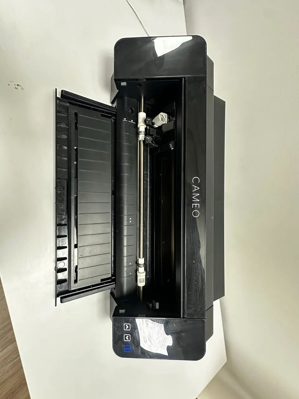 Plotter de Corte Silhouette Cameo 4 Preta - Usada / Excelente Estado - Foto 3