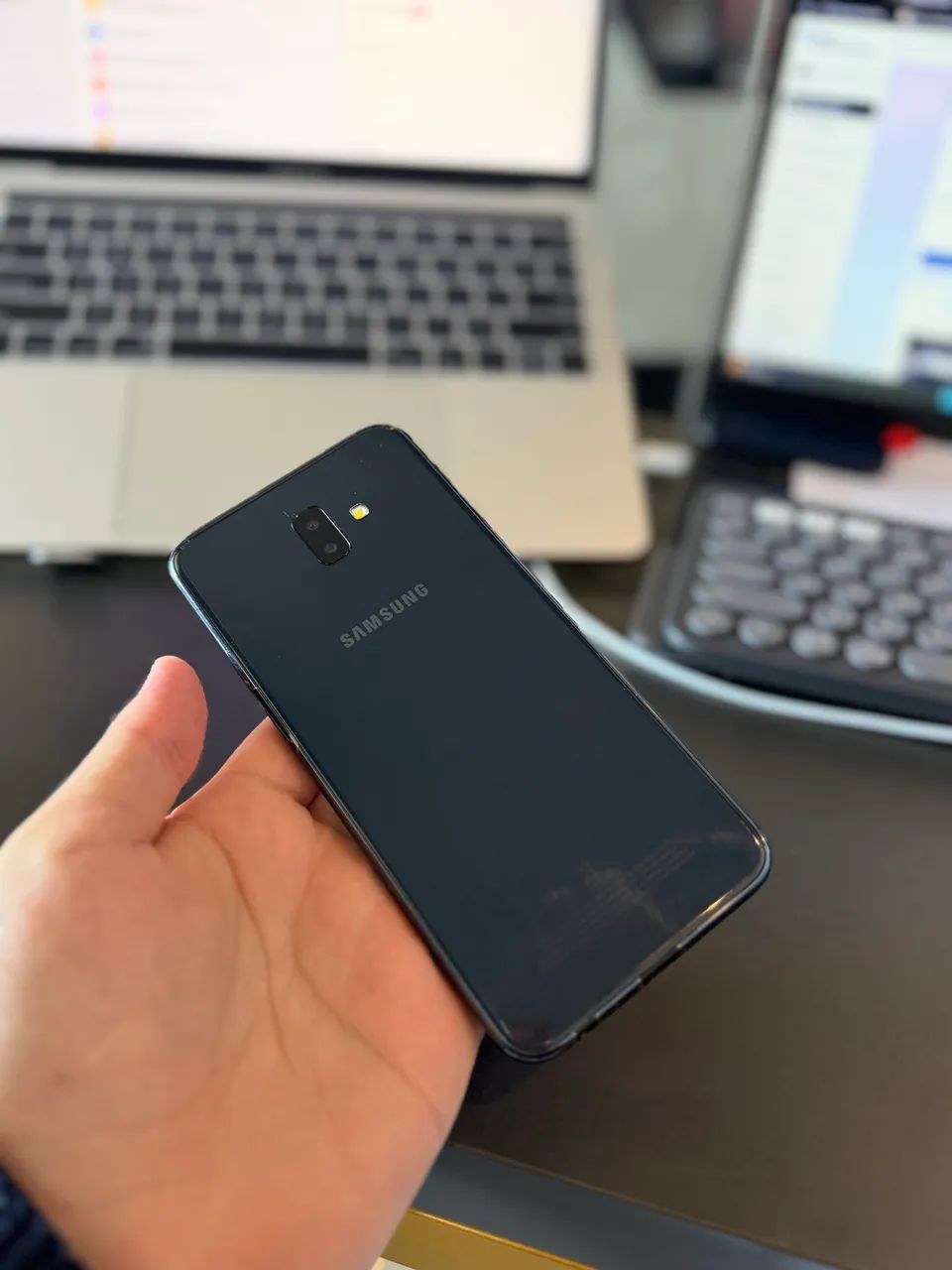 Celular Samsung j6 plus  - Foto 4