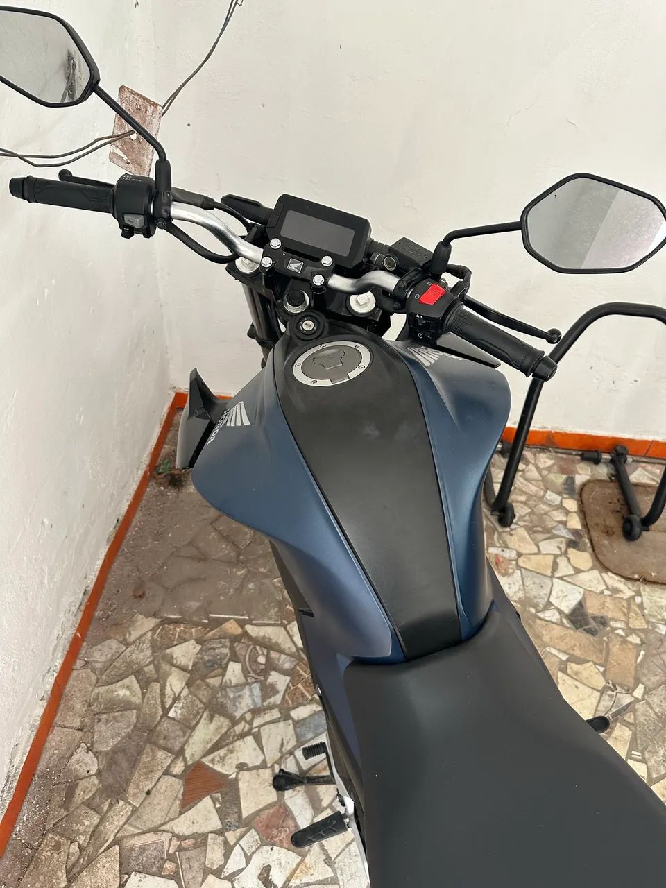Cb300f abs 2025 azul - Foto 4