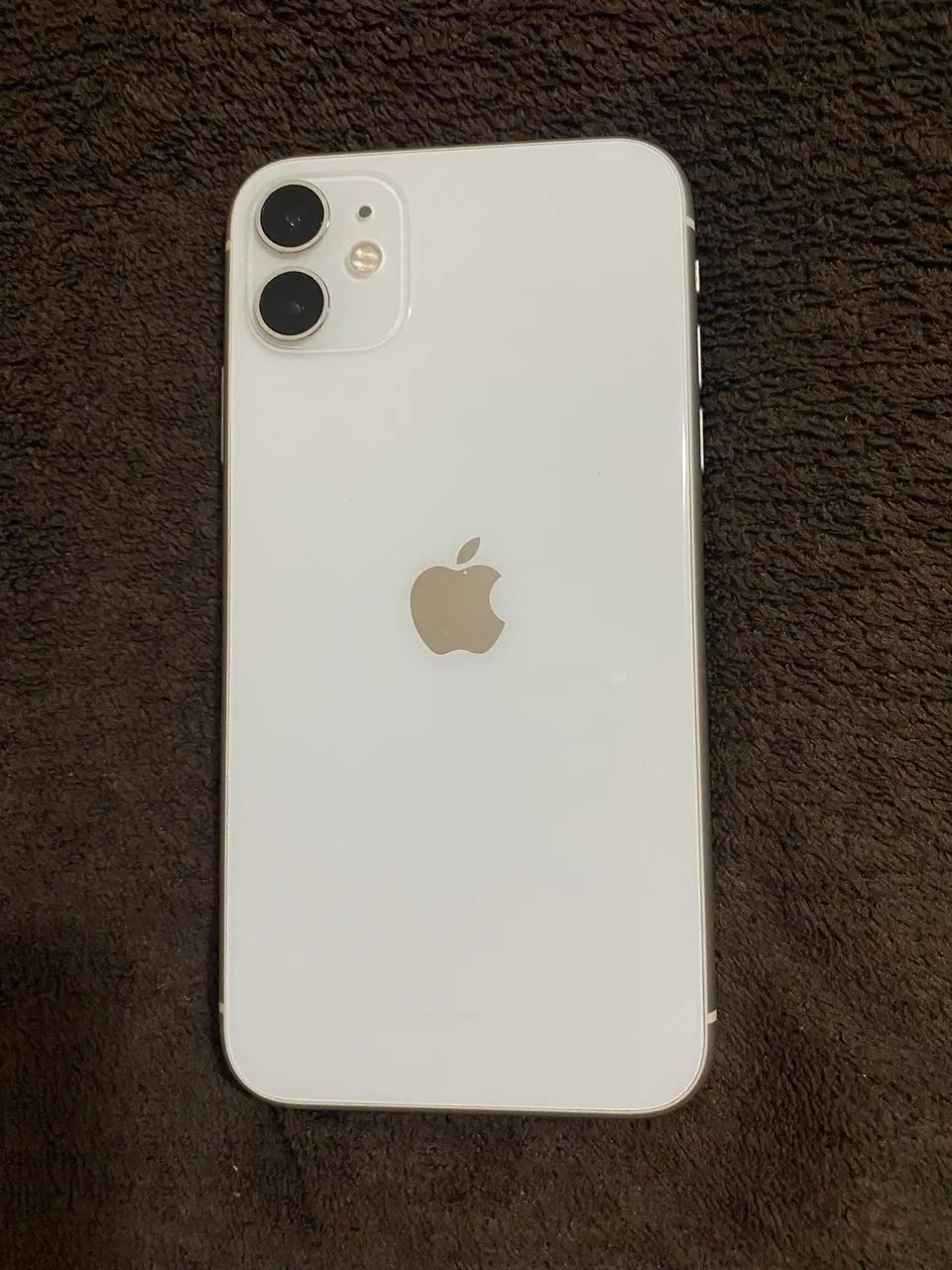 iPhone 11 lindíssimo !! Sem nenhuma  avaria . 