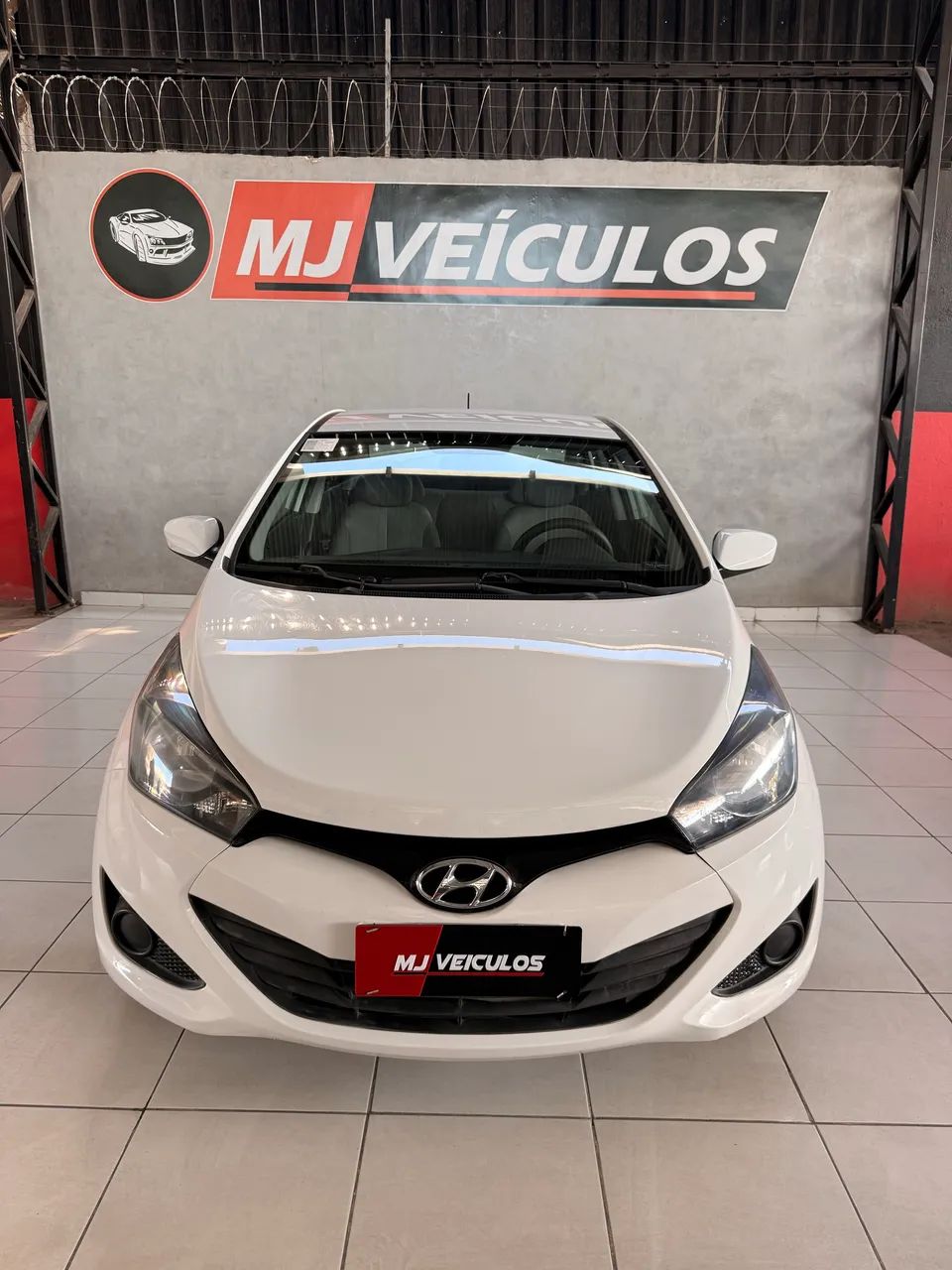 Hyundai Hb20S HB20S C.Plus/C.Style1.0 Flex 12V Mec. 4P 2015