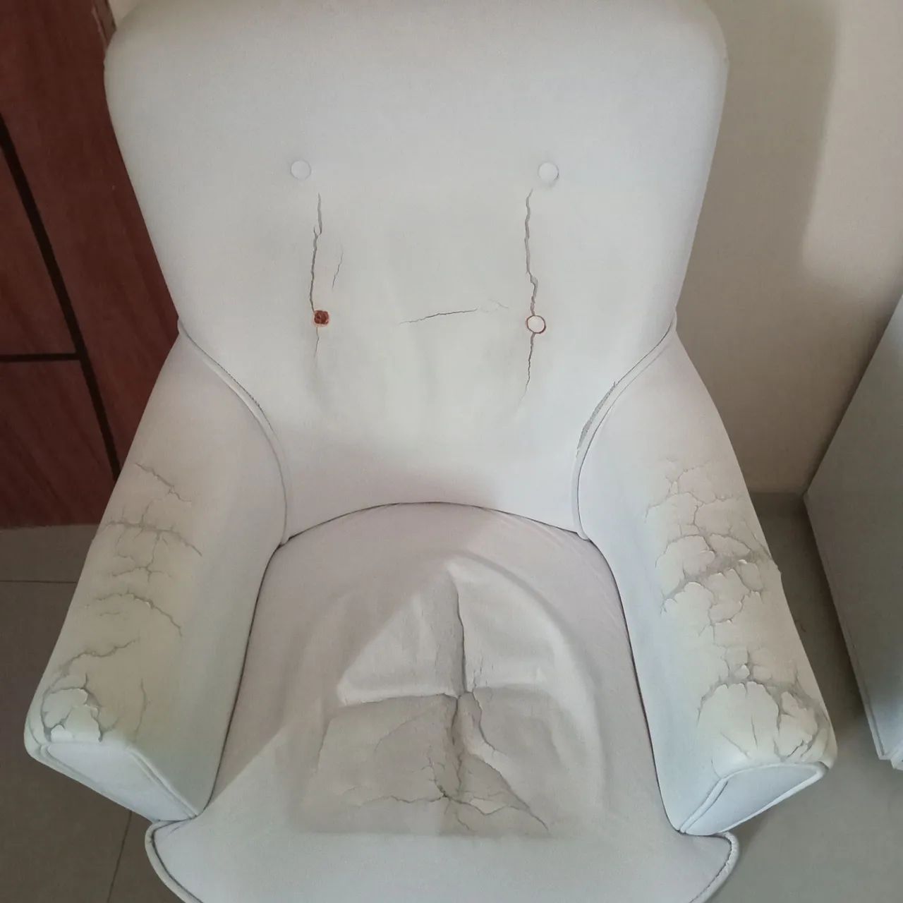 Vendo poltrona com avaria